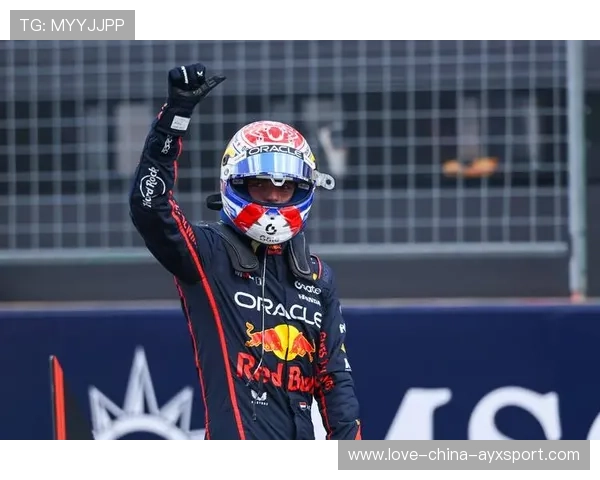 F1车手赛前仪式揭秘，仪式背后的心理暗示